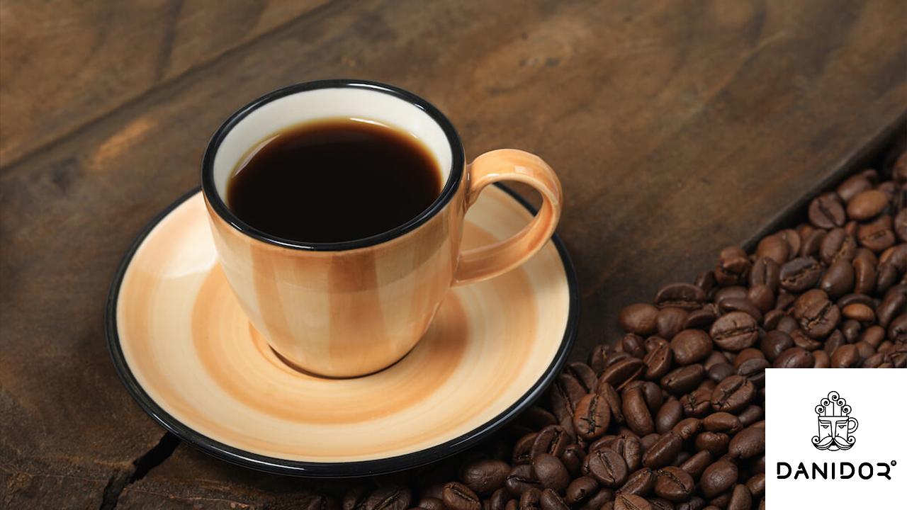 تاثیرات نسبی نوشیدن قهوه و اثر آن بر روی پوست ما