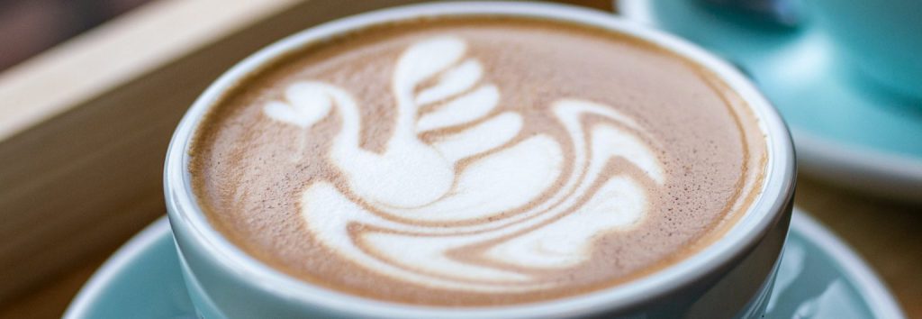 swan latte art 1536x531 1